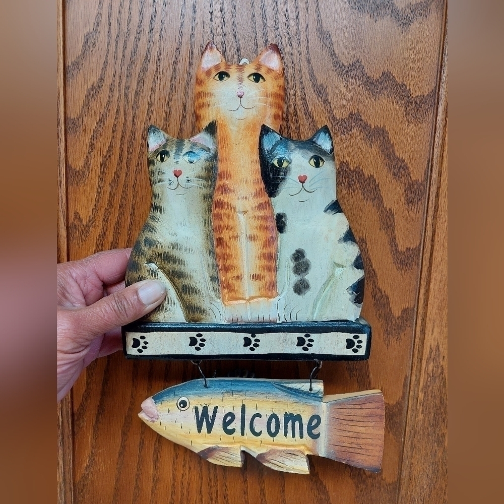 Wooden "Welcome" Cat Trio Wall Sign